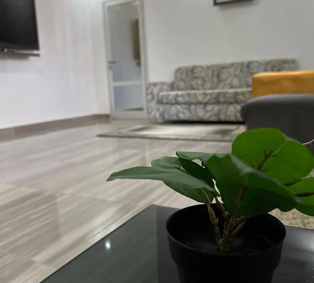 Modern 2-Bedroom Apartment Dakar