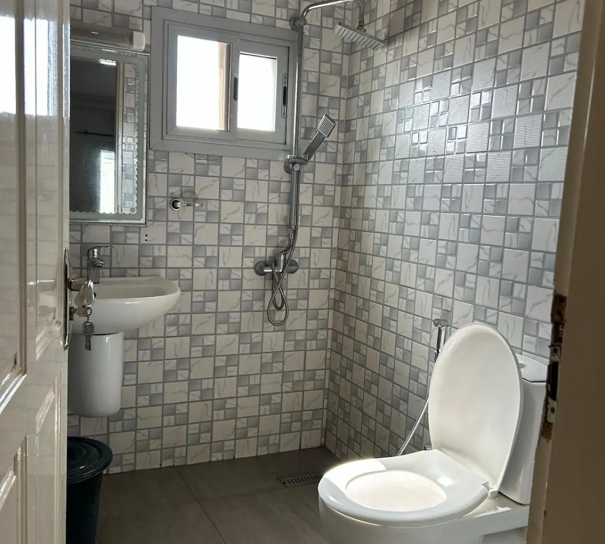 Modern 2-Bedroom Apartment Dakar