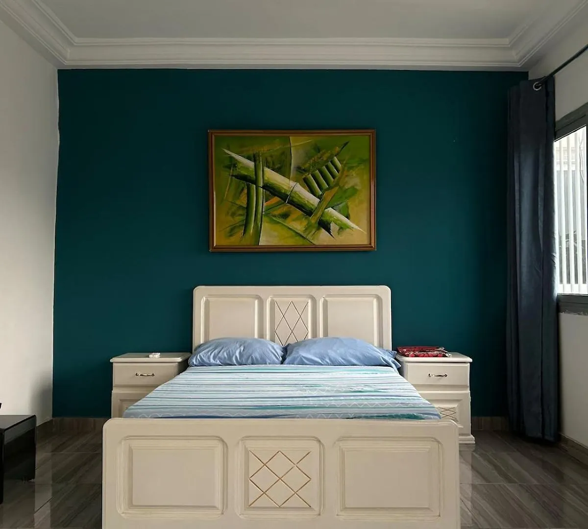 Modern 2-Bedroom Apartment Dakar